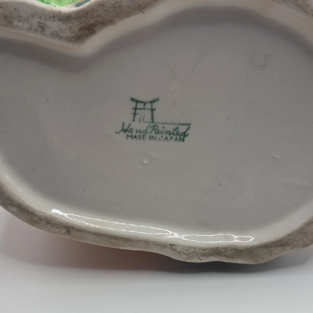 Vintage Ceramic Dutch Girl Planter - Pink and Green. Hand Painted Japan - Picture 7 of 7